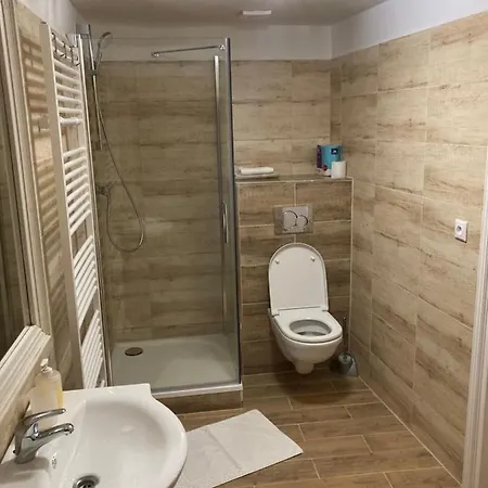 Appartement Holiday Home Banska Stiavnica *